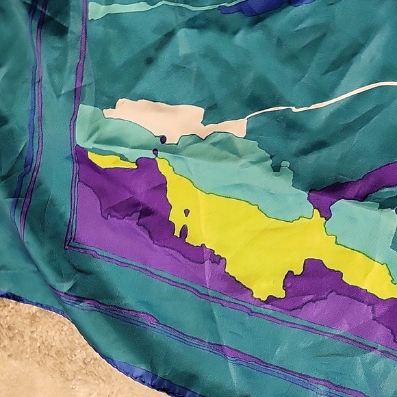 Colorful Scarf - Picture 3 of 5